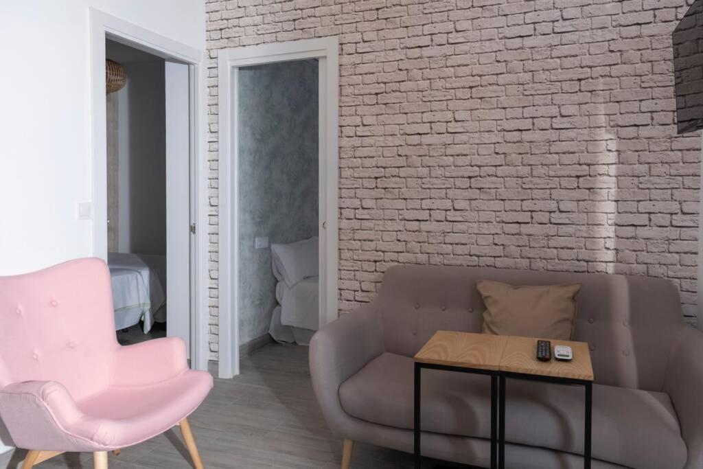 Magnifico Apartamento En Los Remedios Seville Luaran gambar
